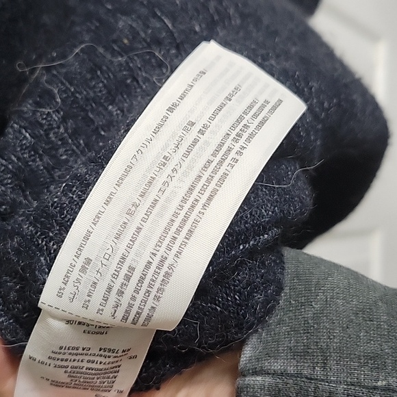 Abercrombie & Fitch Chenille Embroidered Moose Emblem Cardigan - Picture 6 of 9